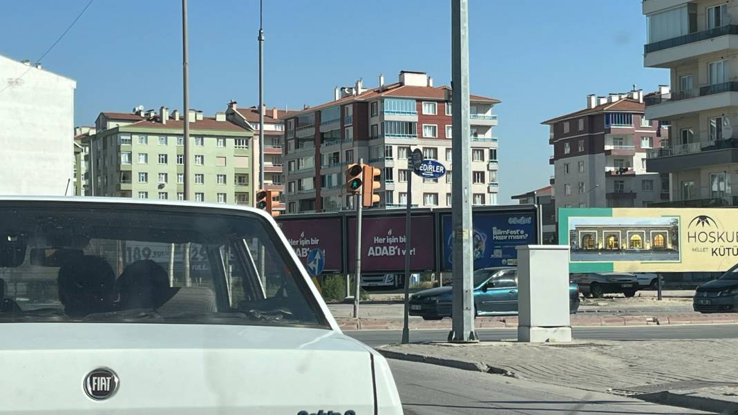 Gizemli reklam Konya’yı ikiye böldü 9